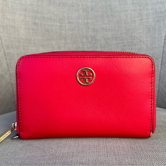 Tory Burch Mini Robinson Zip Wallet - Picture 1 of 6